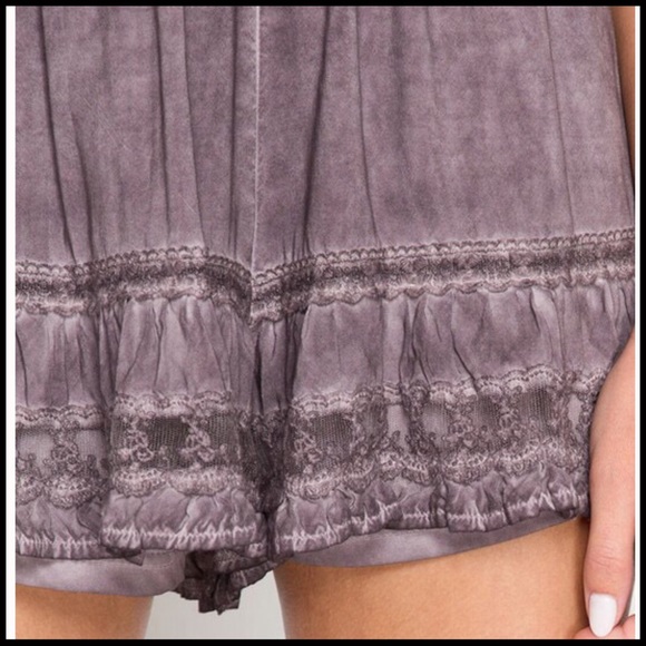 Mineral Wash Romper - Picture 4 of 7